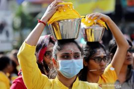 Umat Hindu di Malaysia gelar prosesi Thaipusam di Goa Batu
