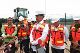 Wali Kota dampingi Presiden resmikan TPA Regional Banjarbakula