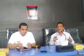 Kesbangpol Padang minta ormas dan LSM laporkan keberadaan