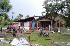 Belasan rumah di Malaka hancur akibat fenomena puting beliung