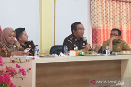 Antisipasi pungli, Kejati Riau dan Pemkab Kampar sosialisasi pembuatan perdes