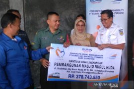 PT KAI salurkan Rp378 juta untuk pembangunan masjid sekitar reaktivasi rel di Garut