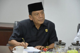 Suwirpen Suib minta polisi tindak tegas aksi premanisme di Kota Padang