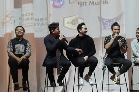 Govinda kerja bareng Chris Bolster di Abbey Road Inggris, ini kesannya