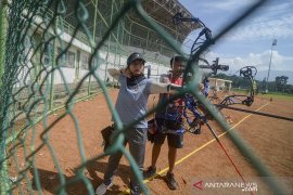 Persiapan atlet Panahan Jabar untuk PON Papua