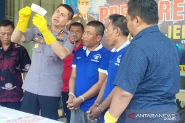 Dua residivis pengedar uang palsu diringkus Polres Jember