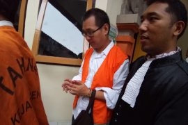 Warga negara China diadili bawa 3 kg shabu-shabu ke Bali