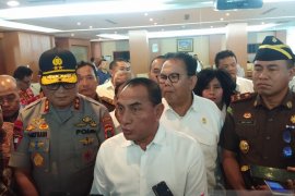 Gubernur  : Ekonomi Sumut rugi besar akibat  48.000  babi mati