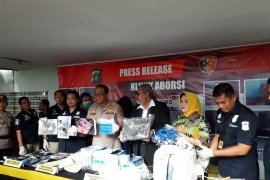 Ini dia aksi klinik ilegal dengan temuan aborsi 903 janin dalam 21 bulan