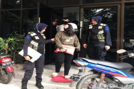 Satpol PP jaring 28 pasangan di luar nikah "ngamar" di hotel saat Valentine