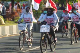 Warga Banyuwangi aksi kayuh sepeda temui Gubernur Jatim untuk tolak tambang emas