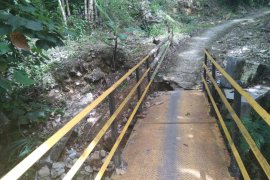 Banjir bandang di Cibuntu Sukabumi akibatkan dua warga hanyut