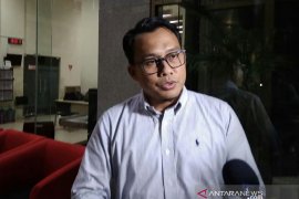 KPK sarankan Haris Azhar beberkan tempat persembunyianmantan sekretaris MA Nurhadi