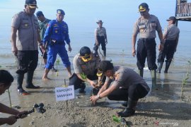Polri peduli mangrove