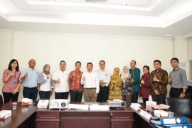 DPRD Kepri laporkan hambatan investasi kepada BKPM