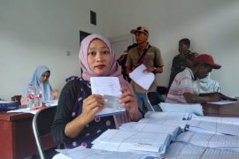 Pertamina bayar kompensasi 1.999 warga Karawang terdampak tumpahan minyak