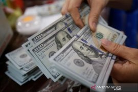 Kurs dolar AS jatuh Rabu pagi