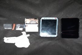 Tim  Ditnarkoba Polda Papua tangkap dua pengguna sabu-sabu di Jayapura