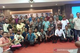 Kepala Dinas DPMD ajak kades saling kerja sama