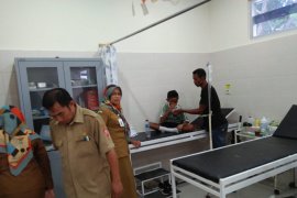 Tiga siswa SMP keracunan setelah minum es lemon