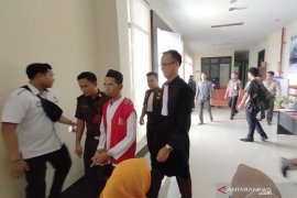 Nasruddin yang mengaku nabi dari HST terima seluruh dakwaan jaksa di sidang pertama