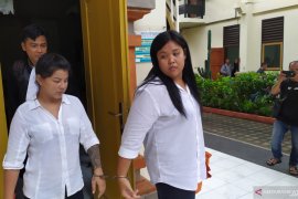 Dua warga Thailand dipenjara 16 tahun karena bawa 892 gram sabu