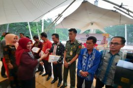 RT-RW di Kota Kendari diminta bentuk komunitas peduli sampah