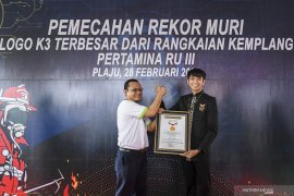 Pemecahan Rekor Muri Logo K3 Terbesar Page 3 Small