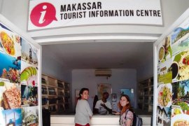 Dispar Makassar hadirkan Tourism Information Center  di sekitar Pantai Losari
