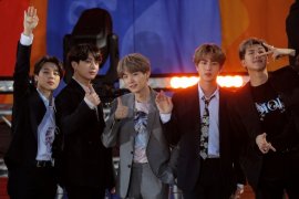 Grup K-Pop BTS batalkan konser di Seoul akibat kekhawatir mengenai virus corona
