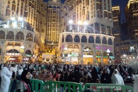 Suasana Mekah pascapenangguhan umrah
