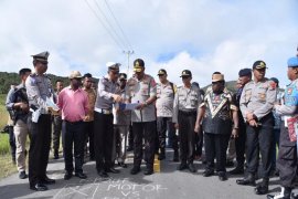 Kapolda Papua: Anggota Polsek diperiksa terkait pengeroyokan di Dogiai