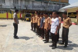 Polisi amankan 13 pelajar yang terlibat tawuran