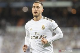 Operasi kaki kanan Eden Hazard berjalan sukses