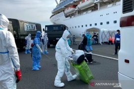Ikut dijemput, dua WNI kru Diamond Princess positif COVID-19 sembuh