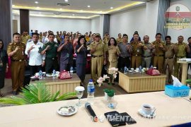 Wabup Poso ajak masyarakat sukseskan Sensus Penduduk Online 2020