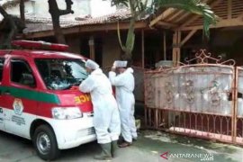 Bupati Eka pastikan tidak ada warga Kabupaten Bekasi terjangkit COVID-19