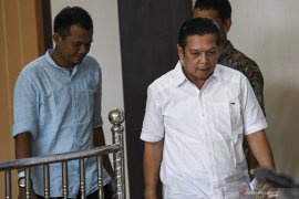 Ketua DPRD Muara Enim Menjadi Saksi Sidang Suap Ahmad Yani Page 2 Small