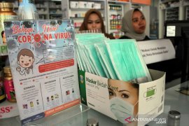 Penjualan masker di Makassar terbatas Page 3 Small