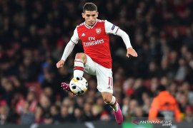 Gelandang Arsenal Torreira bakal absen lama setelah cedera kaki