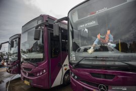 Transjakarta terapkan sistem pesan kursi Royaltrans hingga 24 April