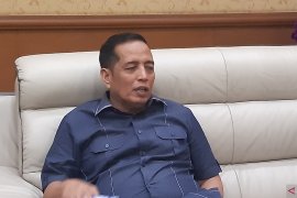 Cegah wabah corona, Waka DPRD Riau sarankan gelar salat tolak bala