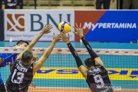 Surabaya Bhayangkara Samator menang