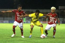 Bari Putera Kalah Atas Bali United 1-2 Page 1 Small
