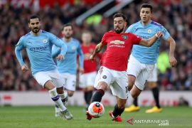 Pesepak bola profesional terancam gelombang PHK karena dampak corona