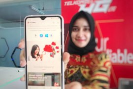 Pelanggan Telkomsel bisa simpan dan berbagi file di "awan" lewat layanan CloudMAX