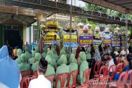 Jenazah Dandim Kuala Kapuas batal dimakamkan  dekat ayahnya