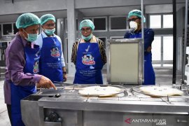 Kunjungi sentra IKM rendang Payakumbuh, Staf Ahli Menteri: Koperasi dapat menaikkan kelas UMKM