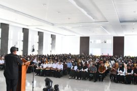 783 guru non-PNS di Kolaka Timur terima SK Bupati