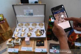 Tas dan jam mewah dari perkara korupsi dilelang